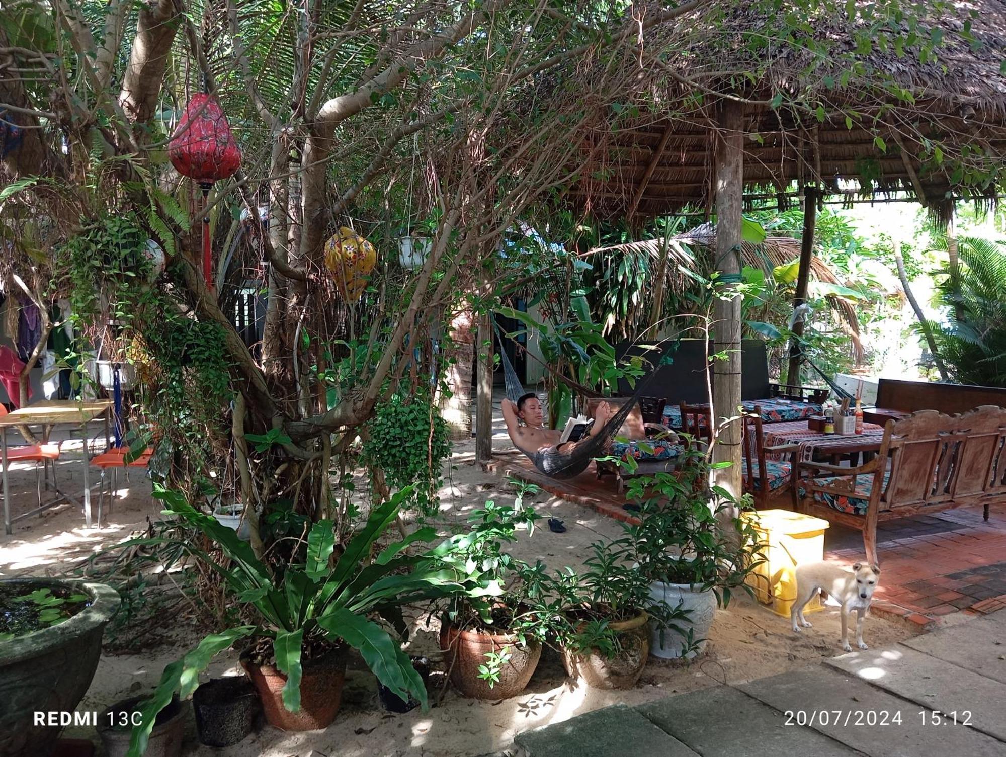 The Seaside Bungalow Hostel And Bar Хойан Экстерьер фото