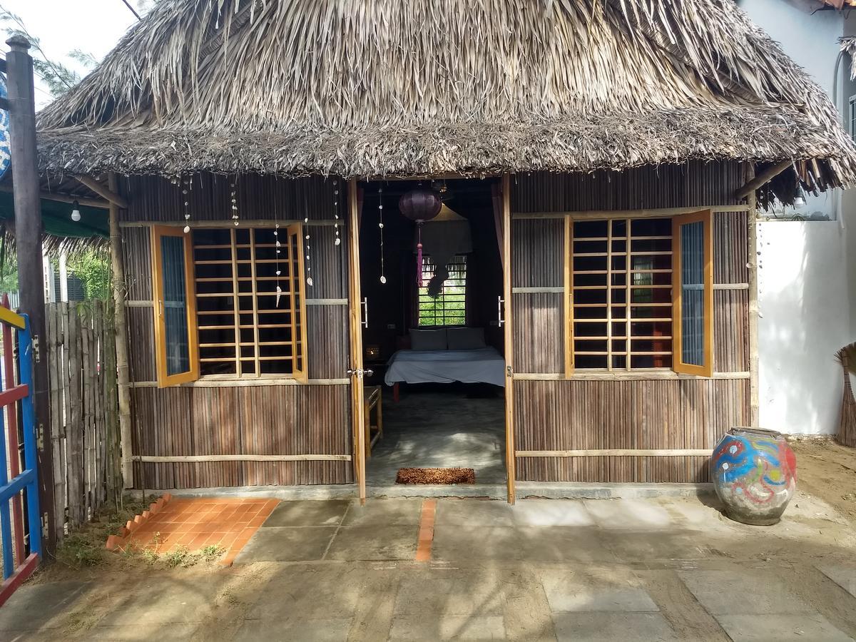 The Seaside Bungalow Hostel And Bar Хойан Экстерьер фото