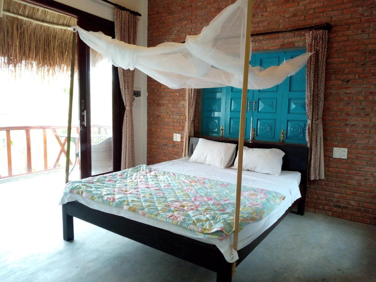 The Seaside Bungalow Hostel And Bar Хойан Экстерьер фото